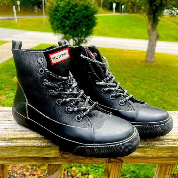 Hunter Black Dipped Canvas Ankle Boots Sneakers Unisex M6 W8 - Picture 1 of 7